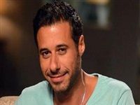 تعليقات ساخرة على عرض مشاركة أحمد السعدني في فيلم إباحي