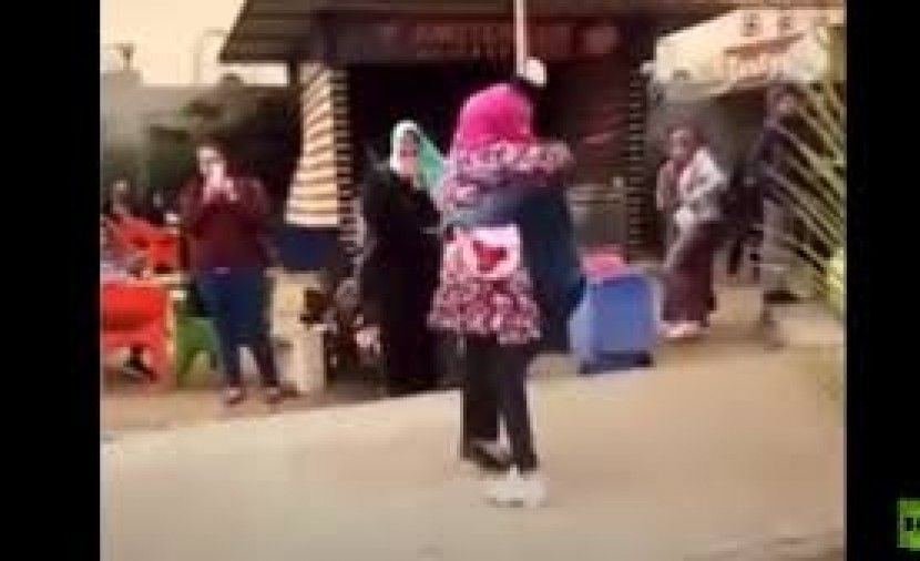 جامعة الأزهر بمصر تصدر قرارها النهائي بحق "طالبة فيديو الحضن"