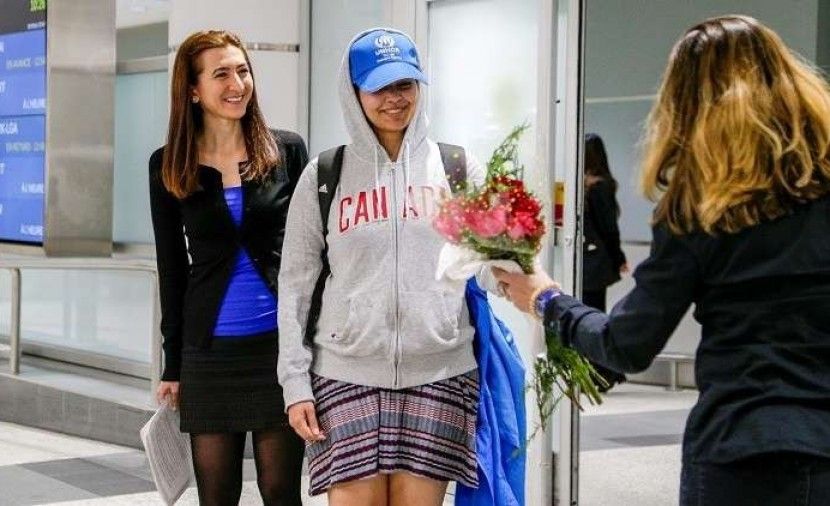 فيديو-الفتاة السعودية الهاربة (رهف).. امتيازات خاصة قدمتها وزيرة الخارجية الكندية لها!!