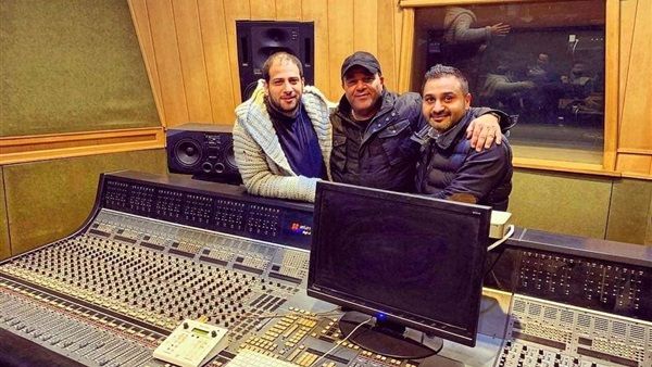 صور| محمد فؤاد يكثف تحضيراته للانتهاء من الألبوم الجديد