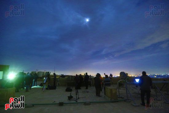 العالم يشهد أول خسوف كلى للقمر فى عام 2019 لمدة 63 دقيقة