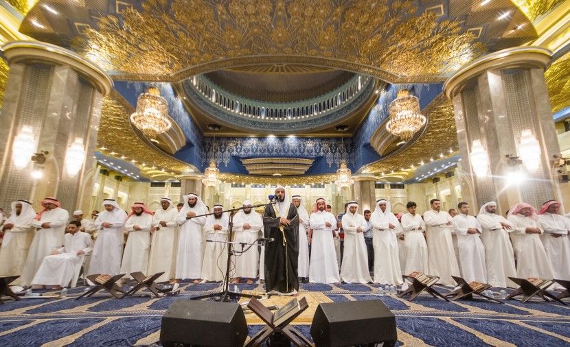 تفسير حلم الصلاة في المسجد