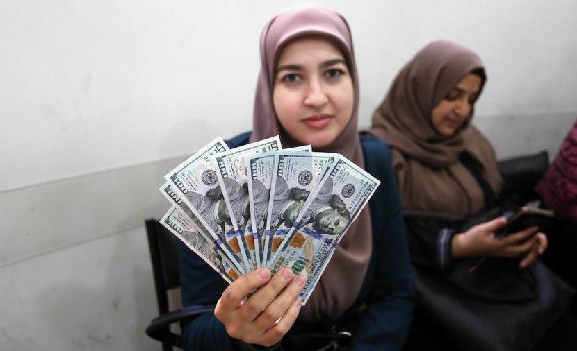 وزارة التنمية الاجتماعية غزة 100 دولار .. فحص 100 دولار من قطر الدفعة الرابعة كشف اسماء 100 دولار فحص ال 100 دولار