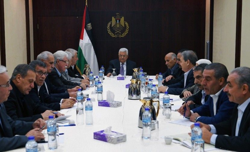 اشتيه يرد على ترشحه لرئاسة الحكومة الفلسطينية .. وهؤلاء الأربعة المرشحون