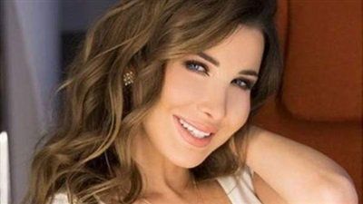 شاهد.. نانسي عجرم تتألق بالأسود في أحدث صورة