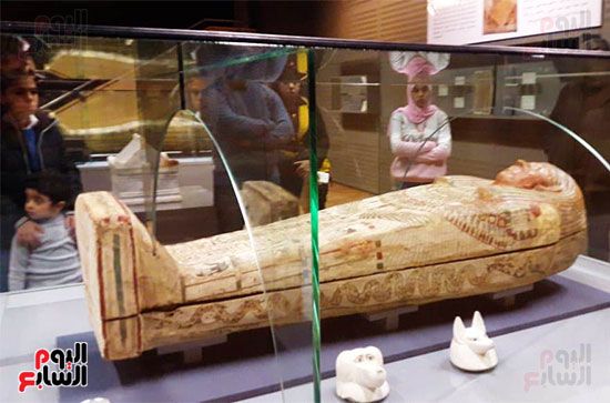 صور.. لأول مرة بمصر مجسمات فى العرض المتحفى لفاقدى البصر.. متحف الآثار بمكتبة الإسكندرية يبدأ...