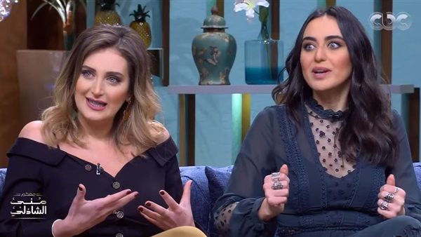 فيديو| وصلة ردح بين منى الشاذلي و فايا وريحان يونان