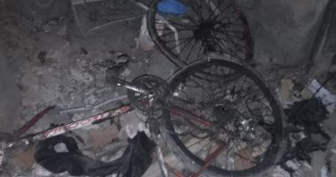 صور.. "اليوم السابع" بموقع انفجار "الدرب الأحمر".. تهشم واجهات 5 محال تجارية