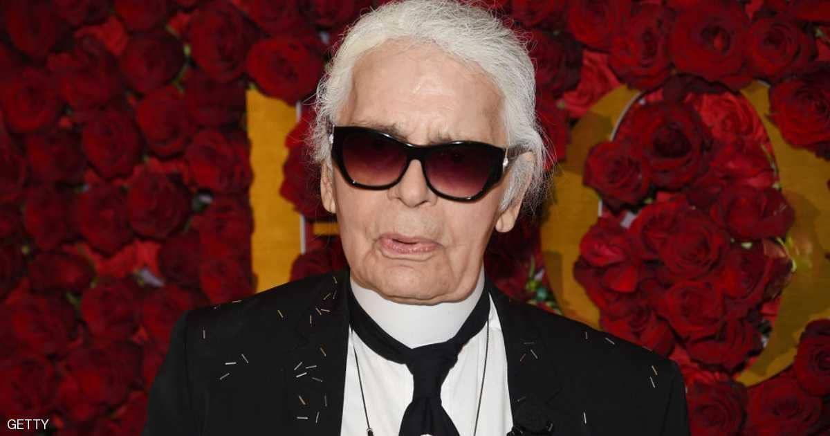 كارل لاغرفيلد.. وفاة أشهر مصممي "شانيل"