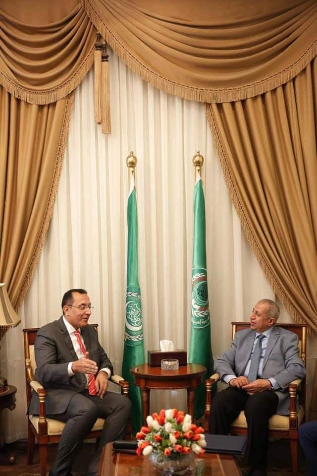 صور| 15 منحة دراسية لطلاب اليمن بالأكاديمية العربية فى الإسكندرية