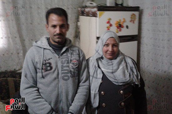 صور.. اليوم السابع داخل منزل منقذ مصابى حادث قطار رمسيس .. البطل وليد مرضى: "اللى عملته واجب...