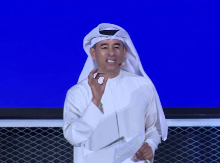 "الريادة" تشعل معركة شرسة بين رجلى الأعمال العبار والحبتور.. الأول يدعو الشباب للبخل...