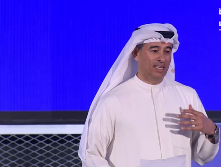 "الريادة" تشعل معركة شرسة بين رجلى الأعمال العبار والحبتور.. الأول يدعو الشباب للبخل...