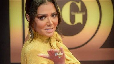 رانيا يوسف تظهر بـ هوت شورت جديد بعد أزمة البطانة