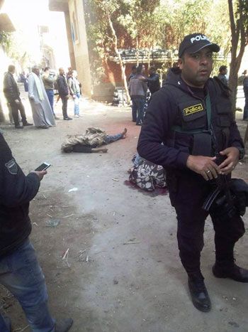 ماذا حدث فى مذبحة أوسيم.. عامل يطلق النيران بشكل عشوائى ويقتل 4.. قوات الأمن تعاملت مع المتهم فلقى...