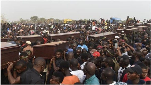 جماعة بوكو حرام الإرهابية تقتل 280 مسيحي في نيجيريا