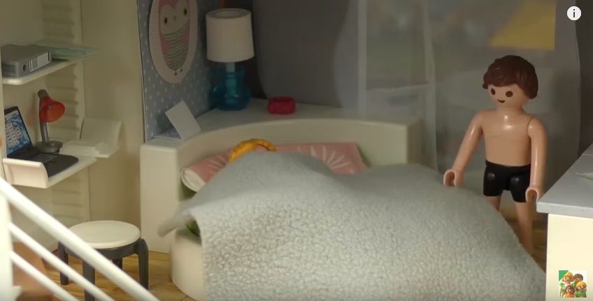 راقب طفلك.. "عائلة عمر" قناة على يوتيوب تقدم محتوى يفوق عمر الأطفال.. تتخطى 7 ملايين...