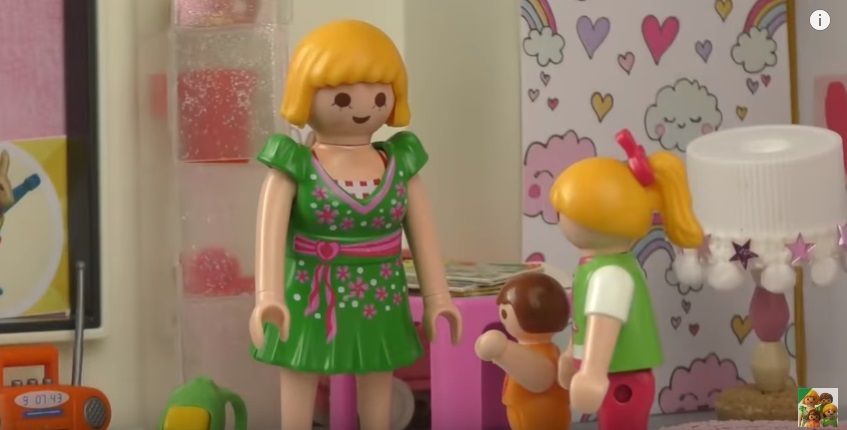 راقب طفلك.. "عائلة عمر" قناة على يوتيوب تقدم محتوى يفوق عمر الأطفال.. تتخطى 7 ملايين...