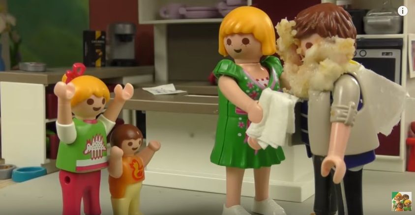 راقب طفلك.. "عائلة عمر" قناة على يوتيوب تقدم محتوى يفوق عمر الأطفال.. تتخطى 7 ملايين...