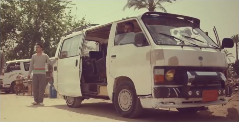 رسائل محمد رمضان للنجم فان دام في إعلان اتصالات