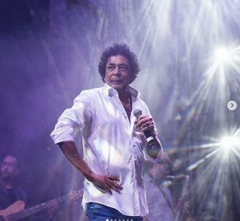 لفتة إنسانية بحجم الكينج.. محمد منير يضرب عملين للخير بحجر واحد.. تقاضى نصف مليون جنيه فقط من مستشفى...