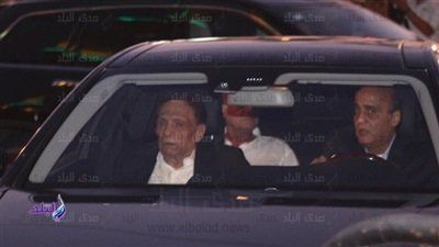 200 صورة و12 فيديو من عزاء الراحل عزت أبو عوف