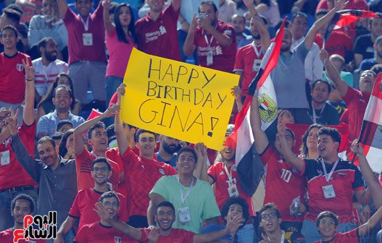 صور ..ليلة فى مدرجات الجماهير المخذولة.. الجماهير المصرية انضمت لمدرجات نيجيريا بعد هزيمتنا من جنوب...