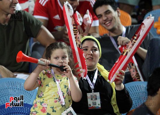 صور ..ليلة فى مدرجات الجماهير المخذولة.. الجماهير المصرية انضمت لمدرجات نيجيريا بعد هزيمتنا من جنوب...