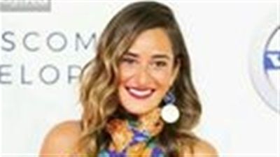 شاهد.. أمينة خليل بهوت شورت وبطن مكشوف