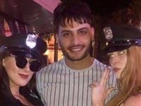 شادي سرور يواصل استفزازه وينشر صورة إباحية