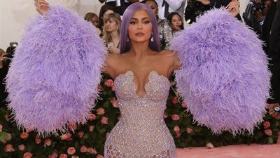 أكثر من 6 ملايين إعجاب .. صورة رومانسية لـ كايلي جينر وترافيس سكووت