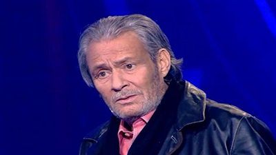 ‏في الجنة ونعيمها.. فيفي عبده تنعي فاروق الفيشاوي