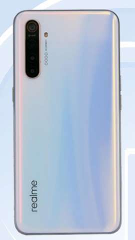 Realme تعتمد هاتف جديد تشير التوقعات إلى أنه هاتف Realme XT Pro