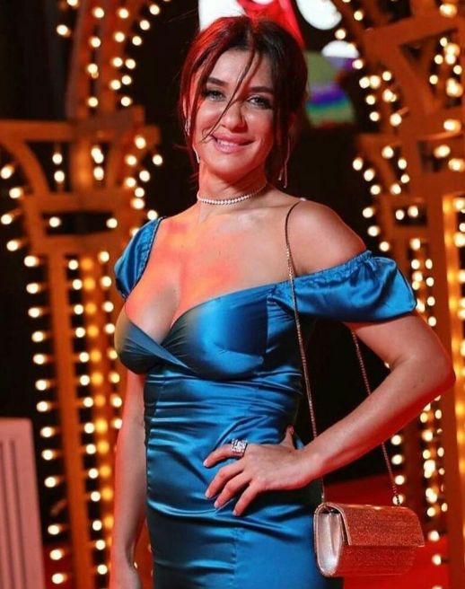 أبرزهن رانيا يوسف وغادة عادل.. فنانات ”الجونة السينمائي“ في مرمى نيران النقد (صور)