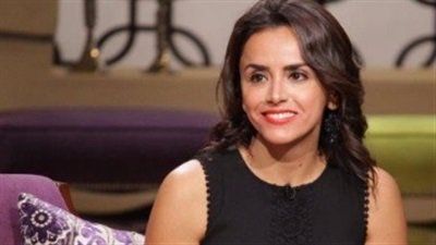 متابع يتطاول على علا رشدى والأخيرة ترد بطريقة ساخرة