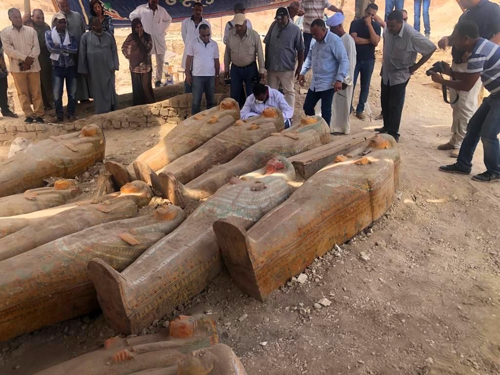 القصة الكاملة لاكتشاف كنز العساسيف.. 30 صورة توضح أضخم خبيئة أثرية منذ نهاية القرن الـ19.. الآثار...