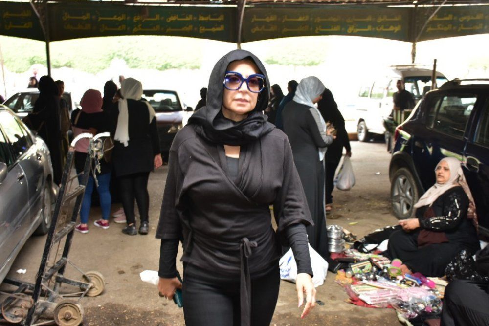 صور النجمات بالحجاب في جنازة هيثم أحمد زكي وأشرف زكي يتسلم الجثمان لعدم وجود أحد من أسرته!