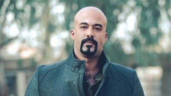 كان يستعد لزفافه واشتكى من ألم بمعدته قبيل الوفاة..تفاصيل الأيام ‏الأخيرة لـ هيثم أحمد زكي