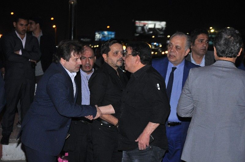 انهيار خطيبته وظهور شقيقه لأول مرة.. الصدمة تسيطر على عزاء الراحل هيثم أحمد زكي (صور)