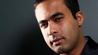 انهيار خطيبته وظهور شقيقه لأول مرة.. الصدمة تسيطر على عزاء الراحل هيثم أحمد زكي (صور)