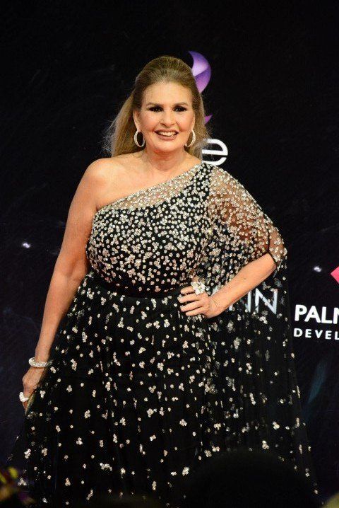 صور الفنانات على السجادة الحمراء في افتتاح مهرجان القاهرة السينمائي الدولي 41