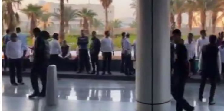 الكويت | عمال نظافة وزارة التربية … يعتصمون