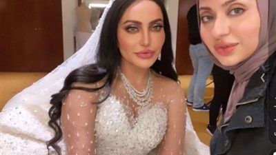 بسبب التشابه الكبير بينها وبين انجلينا جولي .. فوز الشطى تشعل السوشيال ميديا في زفافها