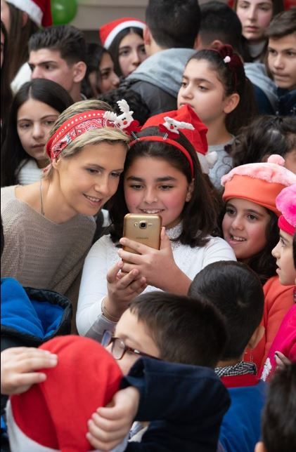 أسماء الأسد تزور مدرسة للأرمن الأرثوذكس بعد إعادة إعمارها.. صور