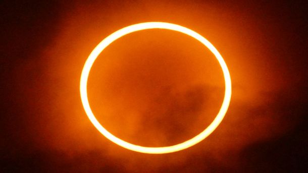 صور عن كسوف الشمس| ظاهرة الكسوف الحلقي اليوم يمنع رؤيتها بالعين المجردة