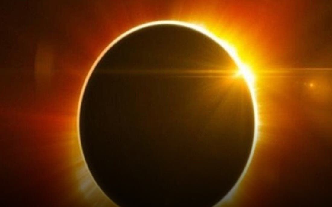 ”حلقة النار“.. العالم يوثق ”كسوف الشمس الحلقي“ النادر (صور وفيديو)