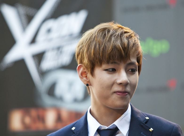 حكاية كيم تايهيونغ الذي تصدر تويتر عالميًا بهاشتاق #HappyBirthdayTaehyung