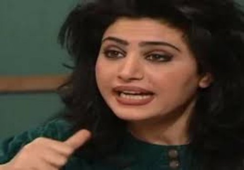 أصبحت عجوزاً بدينة انهكتها الايام.. إطلالة مفزعة للفنانة نورمان أسعد بعمر الـ 55.. كيف أصبحت الان تغيرت 180 درجة.. (صورة)