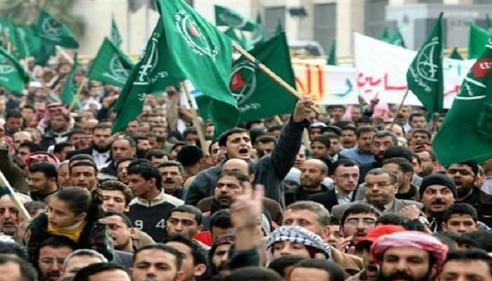 الإخوان إرهاب عابر للقارات.. يمنيون يتفاعلون مع ذكرى "تأسيس الخراب"