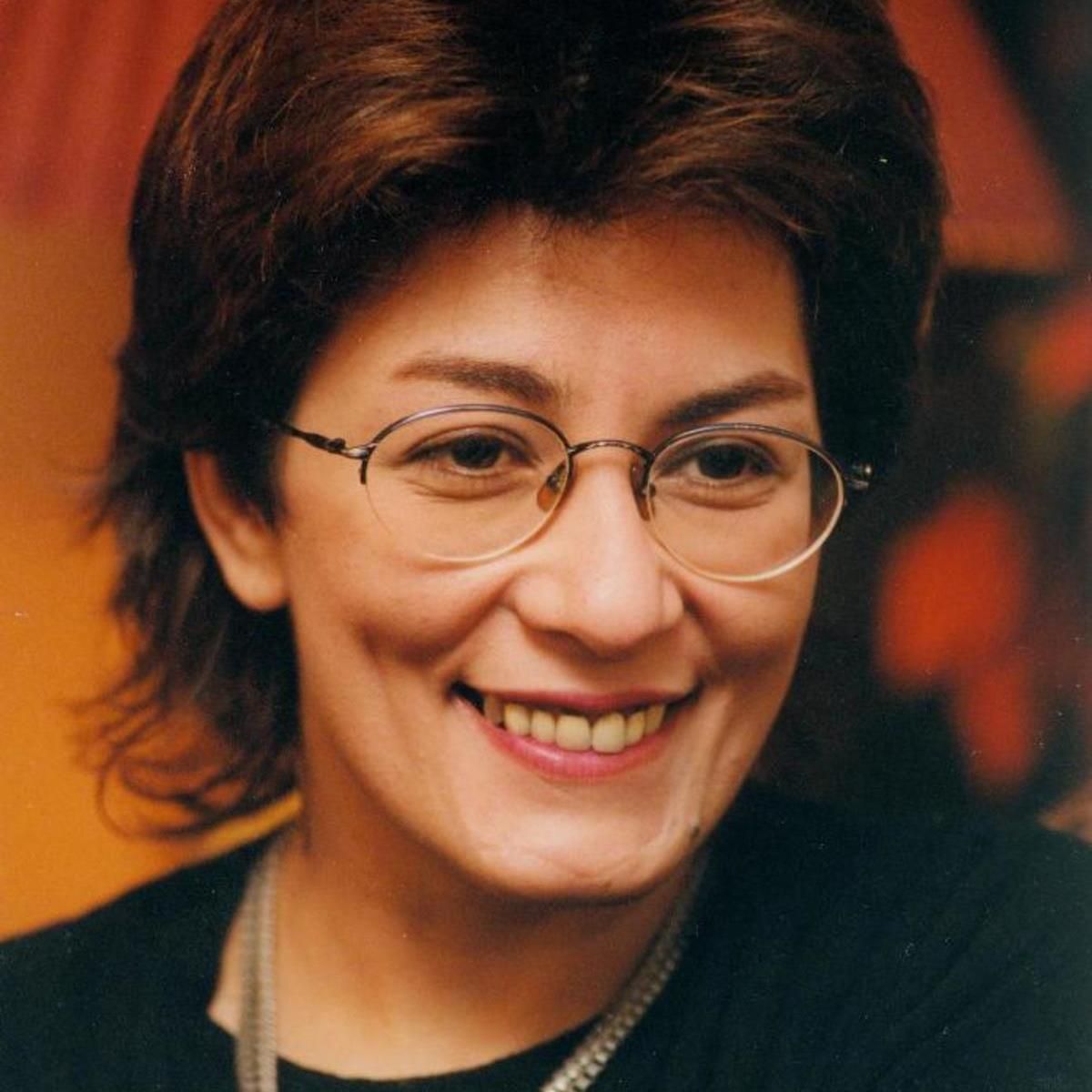 ماهو السر الخطير الذي أخفته الفنانة سماح أنور عن والدها وتسبب في وفاته ؟!